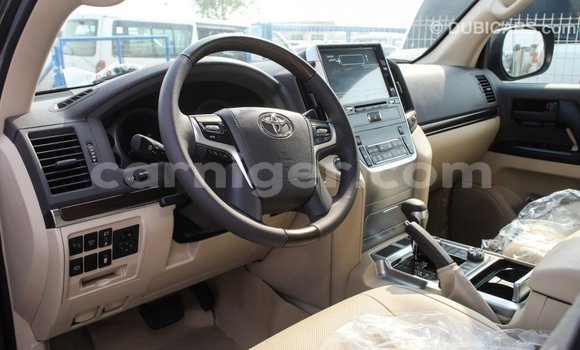 Acheter Import Utilitaire Toyota Land Cruiser Autre à Import - Dubai, Agadez Acheter Import Utilitaire Toyota Land Cruiser Autre à Import - Dubai, Agadez