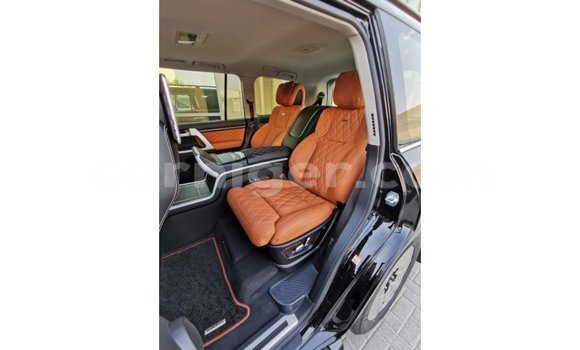Buy Import Toyota Land Cruiser Black Truck in Import - Dubai in Agadez Buy Import Toyota Land Cruiser Black Truck in Import - Dubai in Agadez