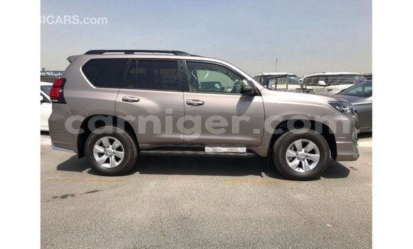 Sayi Imported Toyota Prado Brown Mota in Import - Dubai a Agadez Sayi Imported Toyota Prado Brown Mota in Import - Dubai a Agadez