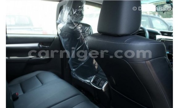 Buy Import Toyota Hilux Other Car in Import - Dubai in Agadez Buy Import Toyota Hilux Other Car in Import - Dubai in Agadez