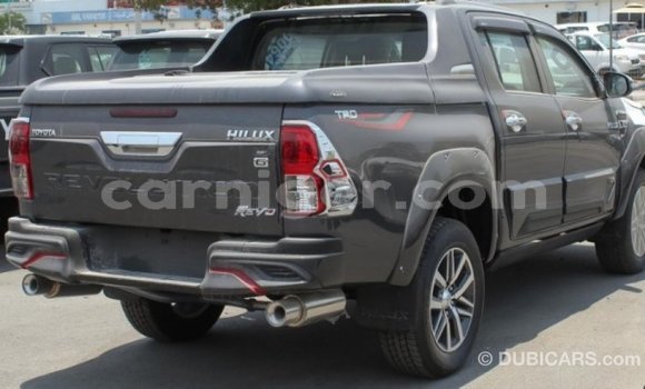 Buy Import Toyota Hilux Other Car in Import - Dubai in Agadez Buy Import Toyota Hilux Other Car in Import - Dubai in Agadez