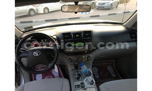 Buy Import Toyota Highlander Other Car in Import - Dubai in Agadez Buy Import Toyota Highlander Other Car in Import - Dubai in Agadez