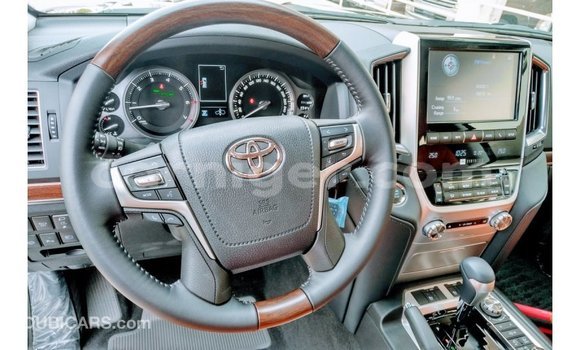 Buy Import Toyota Land Cruiser Black Truck in Import - Dubai in Agadez Buy Import Toyota Land Cruiser Black Truck in Import - Dubai in Agadez