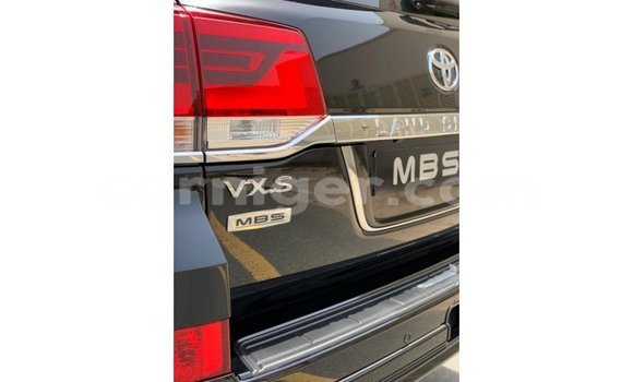 Buy Import Toyota Land Cruiser Black Truck in Import - Dubai in Agadez Buy Import Toyota Land Cruiser Black Truck in Import - Dubai in Agadez