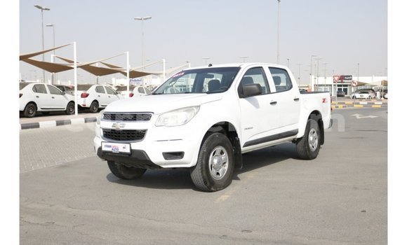 Buy Import Chevrolet Colorado White Car in Import - Dubai in Agadez