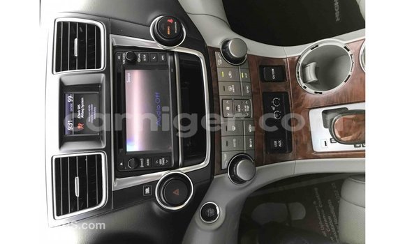 Acheter Import Voiture Toyota Highlander Autre à Import - Dubai, Agadez Acheter Import Voiture Toyota Highlander Autre à Import - Dubai, Agadez