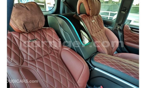 Buy Import Lexus LX Black Car in Import - Dubai in Agadez Buy Import Lexus LX Black Car in Import - Dubai in Agadez