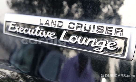 Buy Import Toyota Land Cruiser Black Truck in Import - Dubai in Agadez Buy Import Toyota Land Cruiser Black Truck in Import - Dubai in Agadez