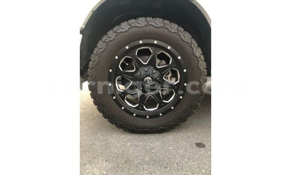 Buy Import Ford V8 White Car in Import - Dubai in Agadez Buy Import Ford V8 White Car in Import - Dubai in Agadez