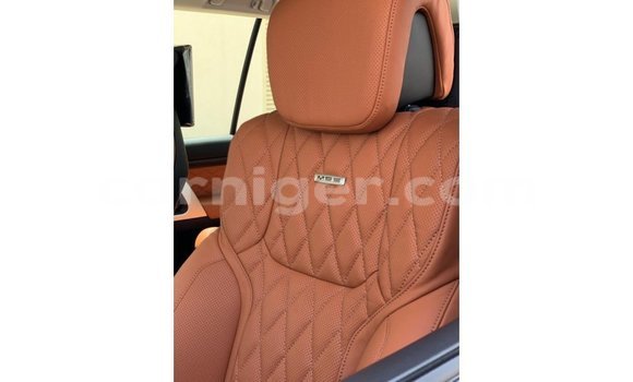 Buy Import Toyota Land Cruiser Black Truck in Import - Dubai in Agadez Buy Import Toyota Land Cruiser Black Truck in Import - Dubai in Agadez