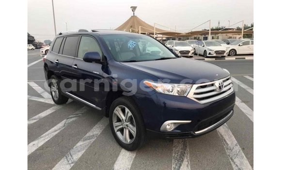 Buy Import Toyota Highlander Blue Car in Import - Dubai in Agadez Buy Import Toyota Highlander Blue Car in Import - Dubai in Agadez