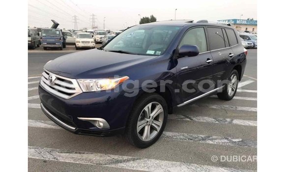 Buy Import Toyota Highlander Blue Car in Import - Dubai in Agadez Buy Import Toyota Highlander Blue Car in Import - Dubai in Agadez