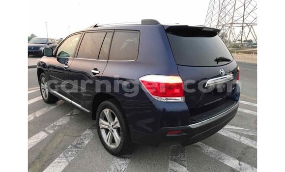 Buy Import Toyota Highlander Blue Car in Import - Dubai in Agadez Buy Import Toyota Highlander Blue Car in Import - Dubai in Agadez