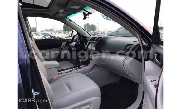 Buy Import Toyota Highlander Blue Car in Import - Dubai in Agadez Buy Import Toyota Highlander Blue Car in Import - Dubai in Agadez