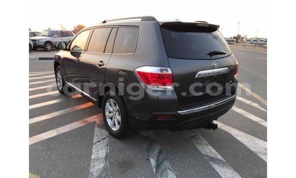 Buy Import Toyota Highlander Other Car in Import - Dubai in Agadez Buy Import Toyota Highlander Other Car in Import - Dubai in Agadez