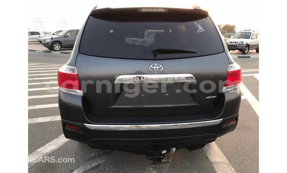 Buy Import Toyota Highlander Other Car in Import - Dubai in Agadez Buy Import Toyota Highlander Other Car in Import - Dubai in Agadez