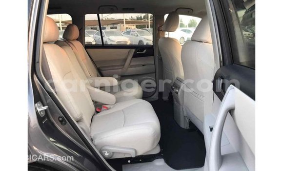 Buy Import Toyota Highlander Other Car in Import - Dubai in Agadez Buy Import Toyota Highlander Other Car in Import - Dubai in Agadez