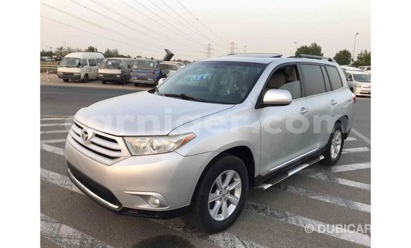 Buy Import Toyota Highlander Other Car in Import - Dubai in Agadez Buy Import Toyota Highlander Other Car in Import - Dubai in Agadez