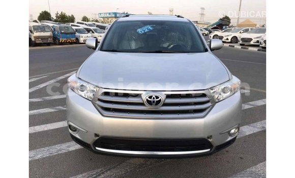 Buy Import Toyota Highlander Other Car in Import - Dubai in Agadez Buy Import Toyota Highlander Other Car in Import - Dubai in Agadez