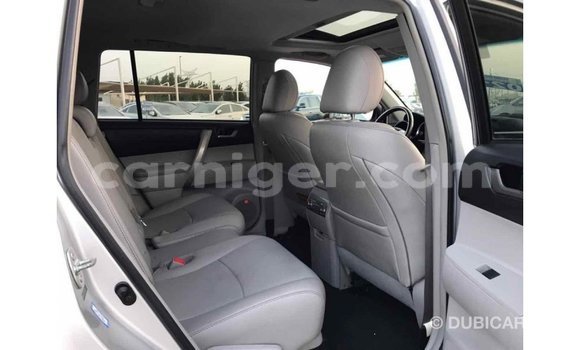 Buy Import Toyota Highlander Other Car in Import - Dubai in Agadez Buy Import Toyota Highlander Other Car in Import - Dubai in Agadez