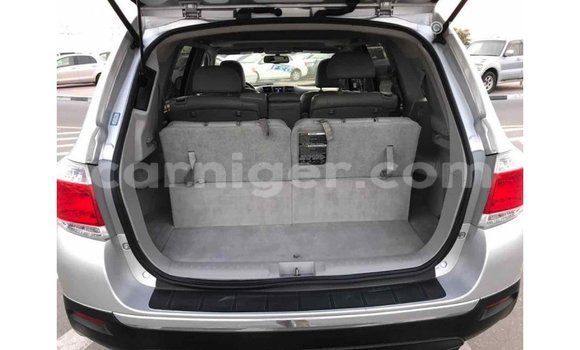 Buy Import Toyota Highlander Other Car in Import - Dubai in Agadez Buy Import Toyota Highlander Other Car in Import - Dubai in Agadez