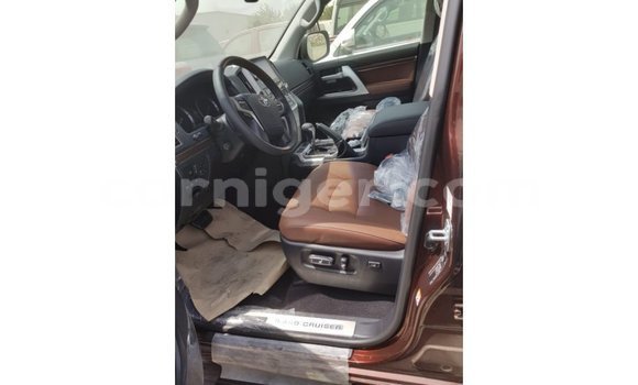 Buy Import Toyota Land Cruiser Brown Truck in Import - Dubai in Agadez Buy Import Toyota Land Cruiser Brown Truck in Import - Dubai in Agadez