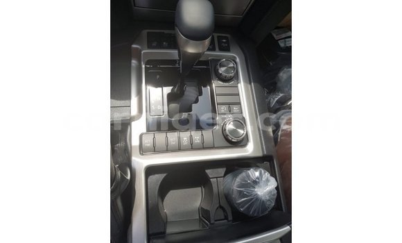 Buy Import Toyota Land Cruiser Brown Truck in Import - Dubai in Agadez Buy Import Toyota Land Cruiser Brown Truck in Import - Dubai in Agadez