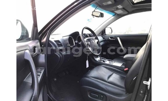 Buy Import Toyota Highlander Black Car in Import - Dubai in Agadez Buy Import Toyota Highlander Black Car in Import - Dubai in Agadez