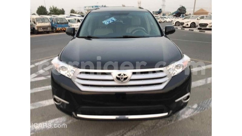 Big with watermark toyota highlander agadez import dubai 4961