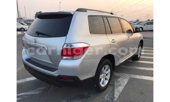 Buy Import Toyota Highlander Other Car in Import - Dubai in Agadez Buy Import Toyota Highlander Other Car in Import - Dubai in Agadez