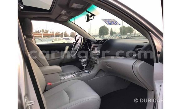 Buy Import Toyota Highlander Other Car in Import - Dubai in Agadez Buy Import Toyota Highlander Other Car in Import - Dubai in Agadez
