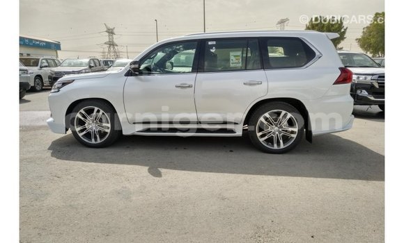 Buy Import Lexus LX White Car in Import - Dubai in Agadez Buy Import Lexus LX White Car in Import - Dubai in Agadez