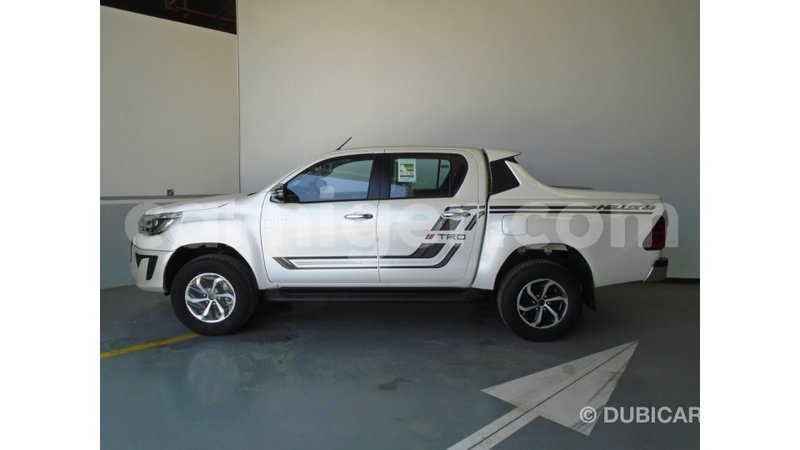 Big with watermark toyota hilux agadez import dubai 4966