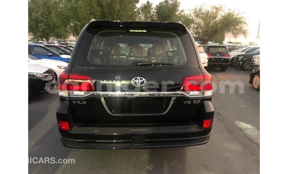 Buy Import Toyota Land Cruiser Black Truck in Import - Dubai in Agadez Buy Import Toyota Land Cruiser Black Truck in Import - Dubai in Agadez