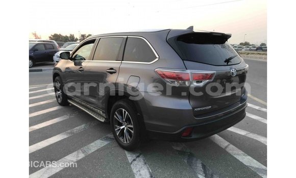 Buy Import Toyota Highlander Other Car in Import - Dubai in Agadez Buy Import Toyota Highlander Other Car in Import - Dubai in Agadez