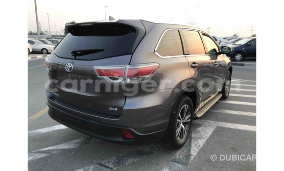 Buy Import Toyota Highlander Other Car in Import - Dubai in Agadez Buy Import Toyota Highlander Other Car in Import - Dubai in Agadez