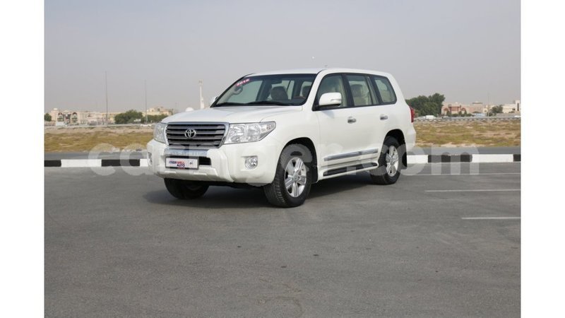 Big with watermark toyota land cruiser agadez import dubai 4974