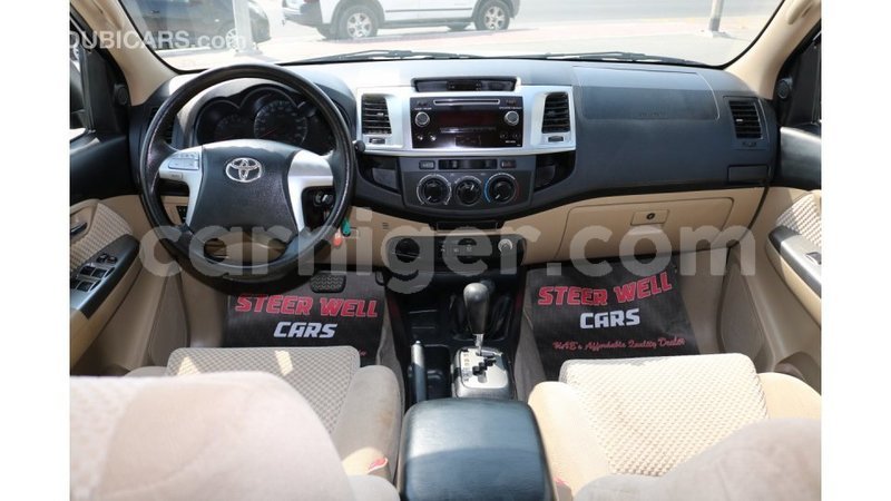 Big with watermark toyota fortuner agadez import dubai 4975