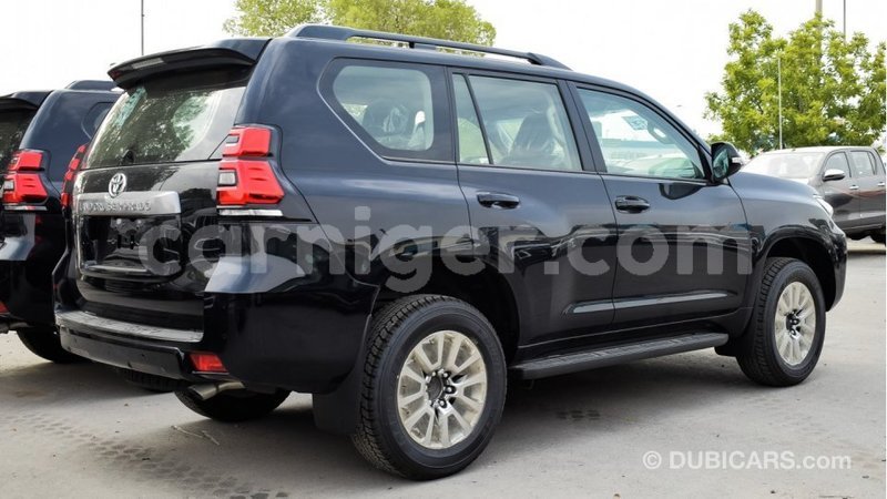 Big with watermark toyota prado agadez import dubai 4977