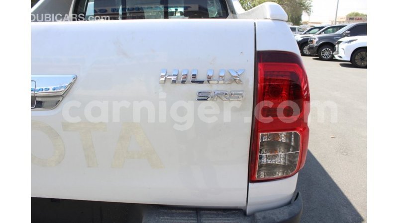 Big with watermark toyota hilux agadez import dubai 5008