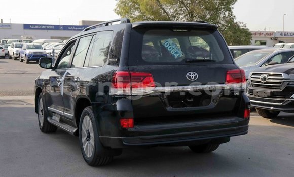 Buy Import Toyota Land Cruiser Black Truck in Import - Dubai in Agadez Buy Import Toyota Land Cruiser Black Truck in Import - Dubai in Agadez