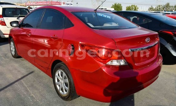Sayi Imported Hyundai Accent Red Mota in Import - Dubai a Agadez Sayi Imported Hyundai Accent Red Mota in Import - Dubai a Agadez
