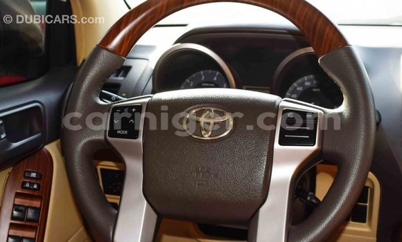 Acheter Import Voiture Toyota Prado Blanc à Import - Dubai, Agadez Acheter Import Voiture Toyota Prado Blanc à Import - Dubai, Agadez