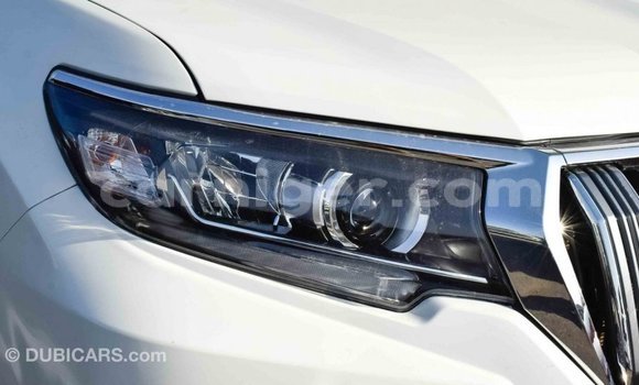 Acheter Import Voiture Toyota Prado Blanc à Import - Dubai, Agadez Acheter Import Voiture Toyota Prado Blanc à Import - Dubai, Agadez