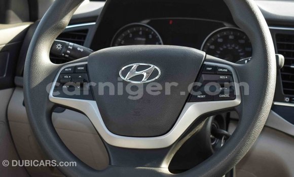 Sayi Imported Hyundai Elantra Blue Mota in Import - Dubai a Agadez Sayi Imported Hyundai Elantra Blue Mota in Import - Dubai a Agadez