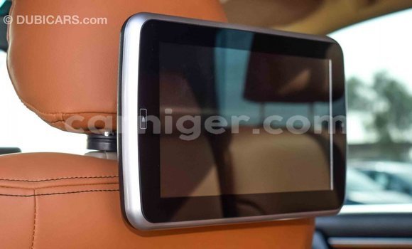 اشتري Imported Toyota Land Cruiser White شاحنة في Import - Dubai في أغاديز اشتري Imported Toyota Land Cruiser White شاحنة في Import - Dubai في أغاديز