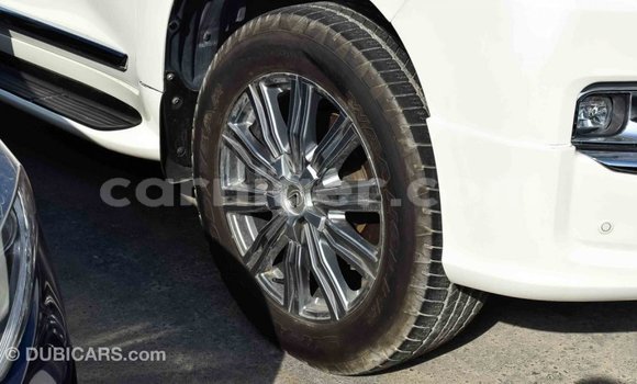اشتري Imported Toyota Land Cruiser White شاحنة في Import - Dubai في أغاديز اشتري Imported Toyota Land Cruiser White شاحنة في Import - Dubai في أغاديز