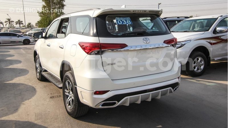 Big with watermark toyota fortuner agadez import dubai 5026