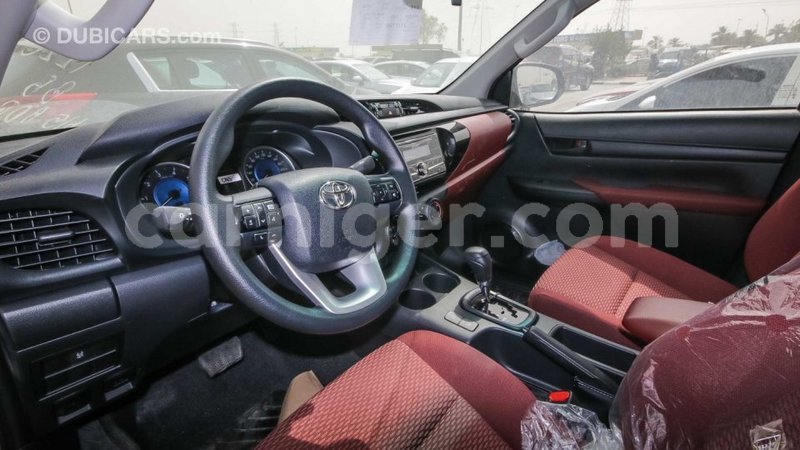 Big with watermark toyota hilux agadez import dubai 5028