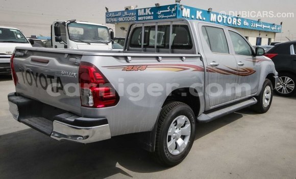 Buy Import Toyota Hilux Other Car in Import - Dubai in Agadez Buy Import Toyota Hilux Other Car in Import - Dubai in Agadez